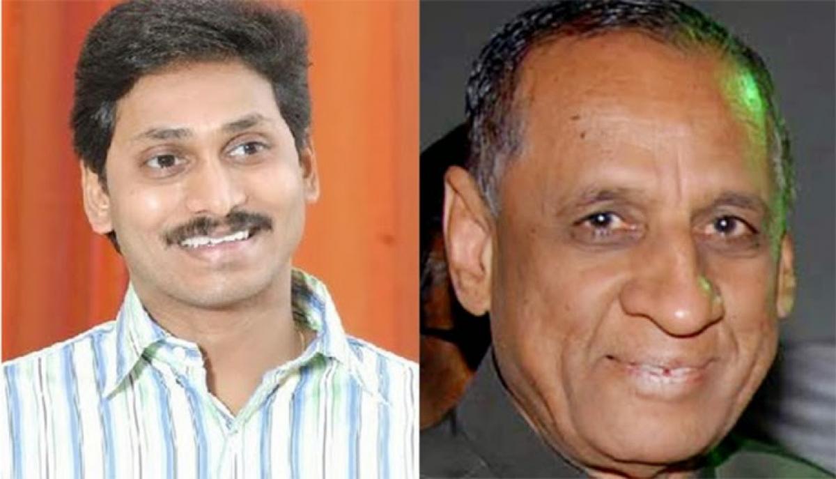 YS Jagan meets Governor Narasimhan